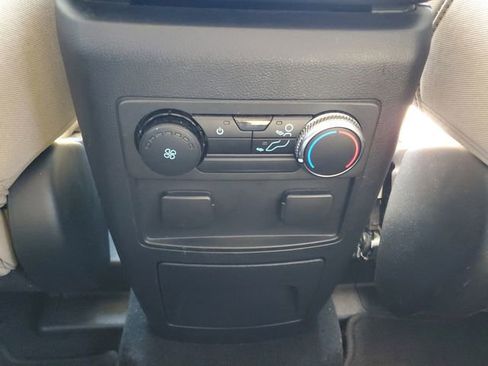 Used 2021 Ford Explorer 2WD image 25