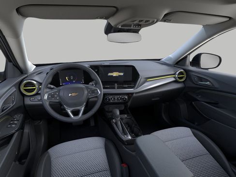 New 2026 Chevrolet Trax LT w/ Sunroof Package image 15