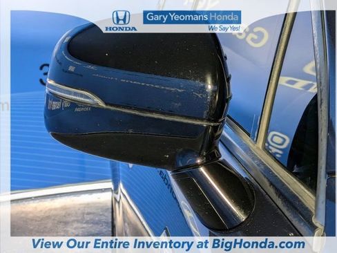 Used 2021 Kia Sorento S FWD image 11