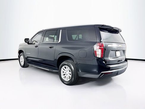 Used 2022 Chevrolet Suburban LS image 7