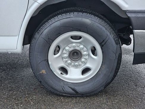 New 2025 Chevrolet Express 3500 w/ Driver Convenience Package image 9