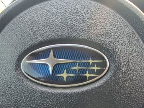 Used 2019 Subaru Crosstrek 2.0i Premium image 5