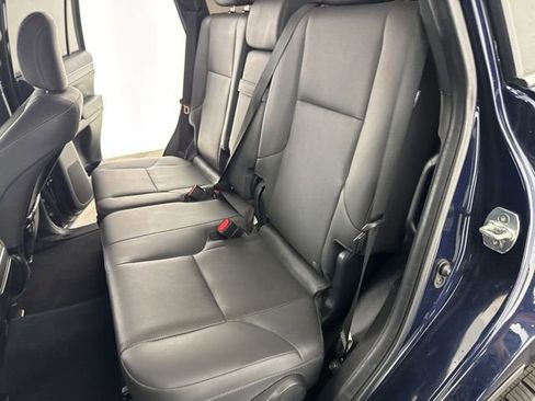 Used 2023 Lexus GX 460 Premium w/ Premium Package image 21