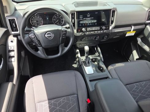 New 2026 Nissan Frontier SV w/ Tow Package RWD image 6
