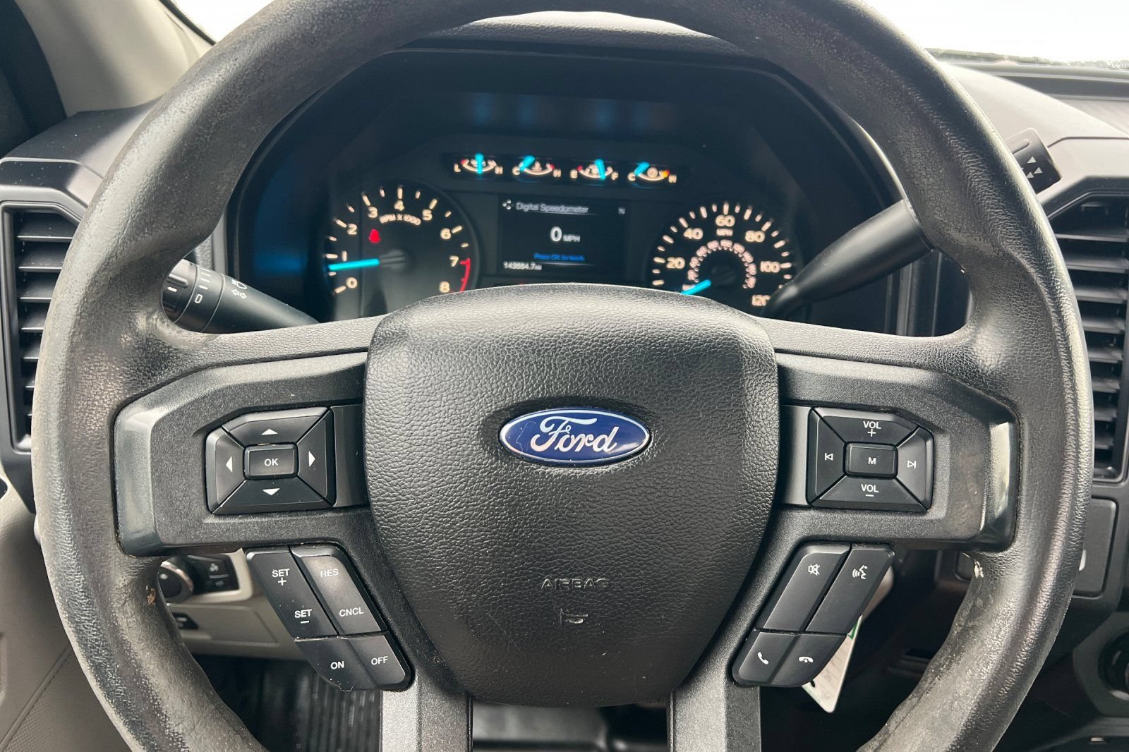 Used 2016 Ford F150 XL w/ Equipment Group 101A Mid RWD image 18