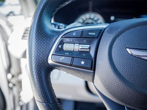 Used 2022 Genesis G70 3.3T image 18