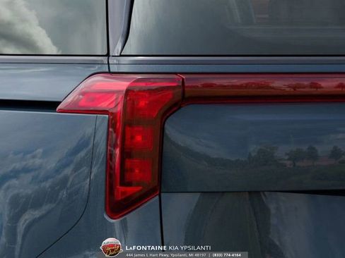 New 2026 Kia Carnival SX image 11