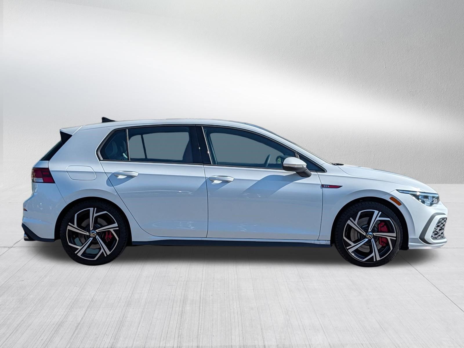 Certified 2024 Volkswagen GTI SE FWD image 8