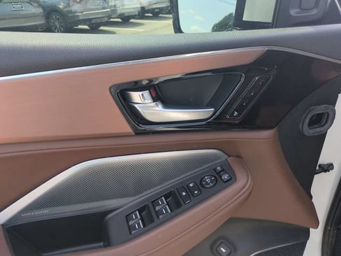 Used 2025 Acura MDX w/ Technology Package FWD image 23