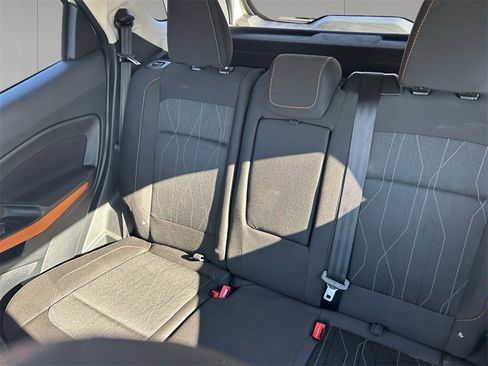 Used 2022 Ford EcoSport SE w/ SE Convenience Package image 16