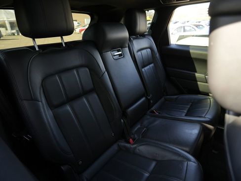 Used 2020 Land Rover Range Rover Sport HSE image 30