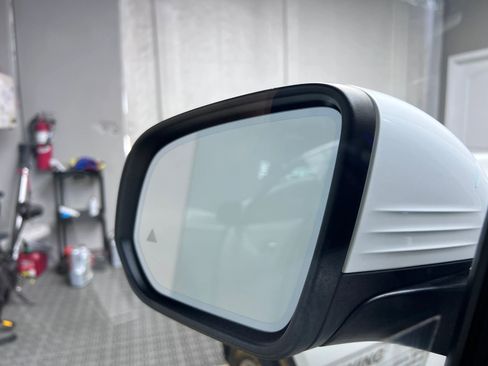 Used 2020 Mercedes-Benz GLS 450 4MATIC image 30