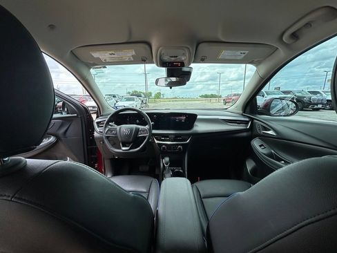 Used 2025 Buick Encore GX Sport Touring w/ Comfort Package FWD image 9
