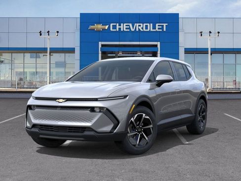New 2026 Chevrolet Equinox EV LT image 6