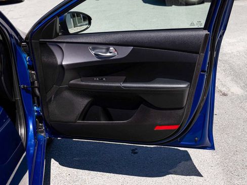 Used 2023 Kia Forte LXS FWD image 13