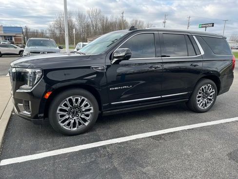 Used 2024 GMC Yukon Denali Ultimate image 2