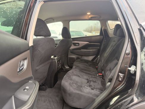 Used 2023 Nissan Murano S image 21