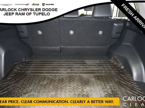 Used 2019 Toyota RAV4 XLE Premium w/ Cold Weather Package FWD image 30