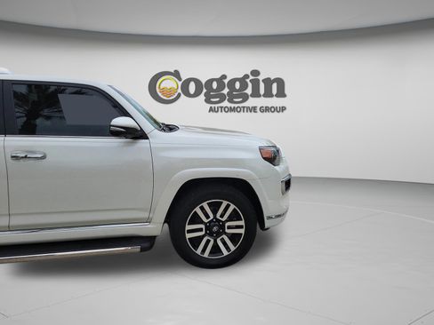 Certified 2023 Toyota 4Runner Limited AWD/4WD image 29