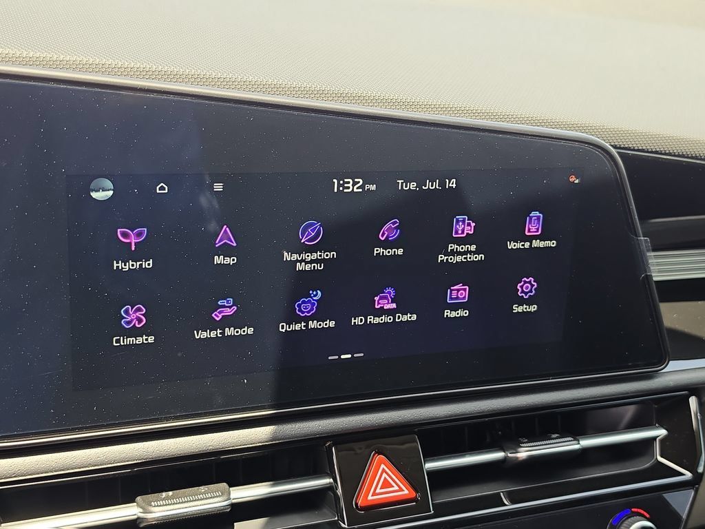 New 2026 Kia Niro SX Touring FWD image 24
