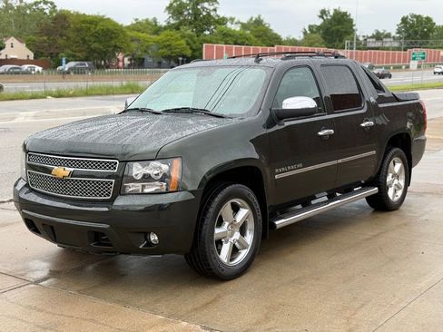 Used 2013 Chevrolet Avalanche LTZ AWD/4WD image 1