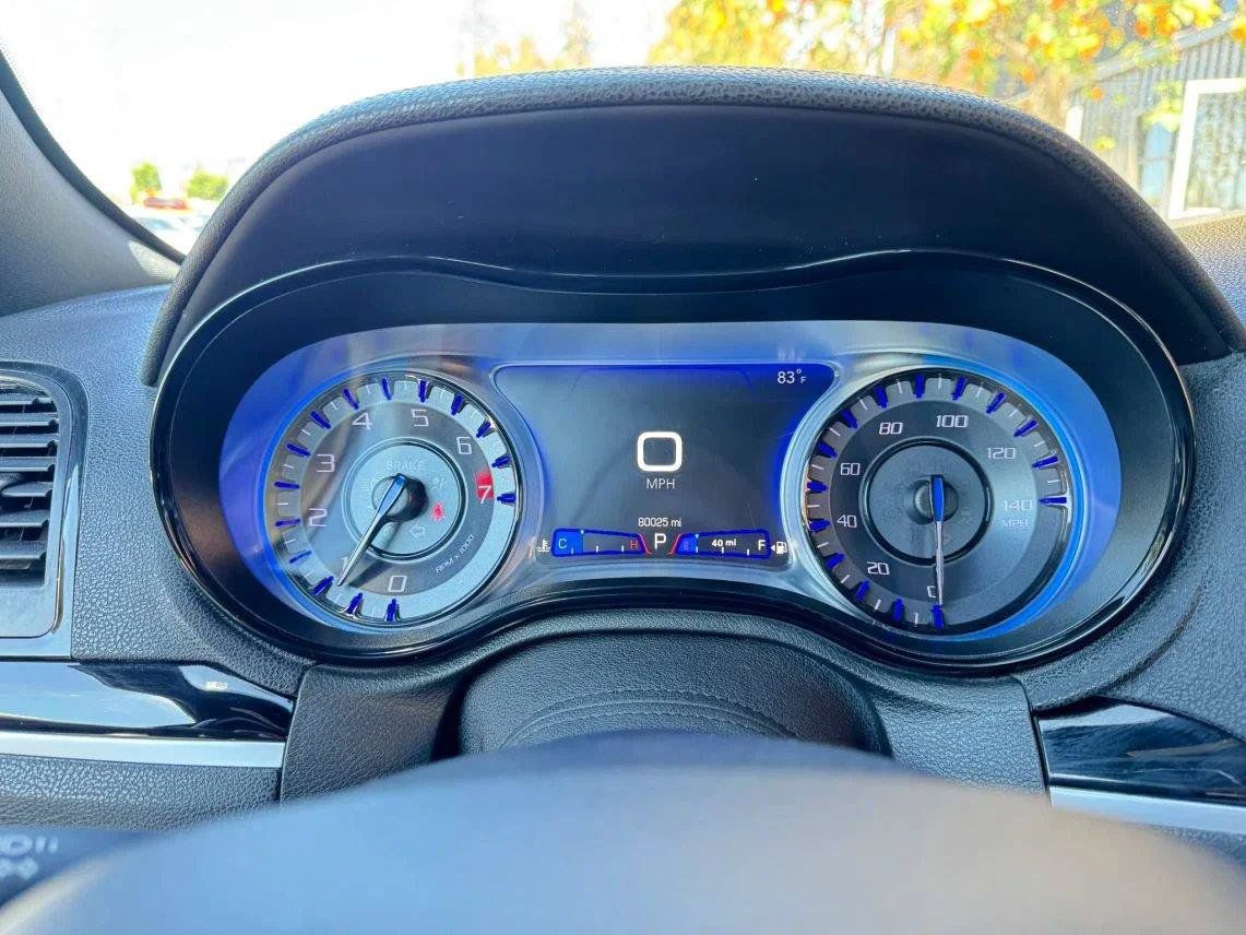 Used 2019 Chrysler 300 S AWD/4WD image 15