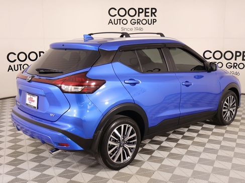 Used 2024 Nissan Kicks SV w/ Interior Electronics Package FWD image 19