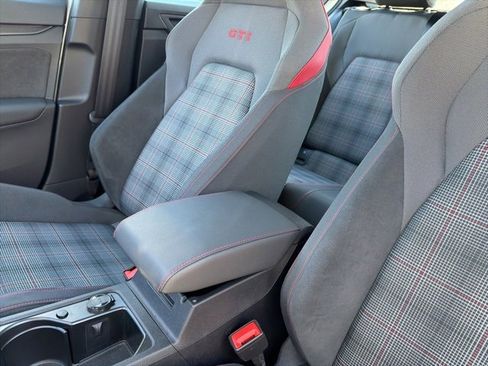 Used 2024 Volkswagen GTI SE image 20