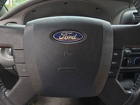 Used 2011 Ford Ranger Sport w/ Bright Trim Group AWD/4WD image 19