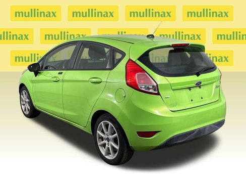 Used 2015 Ford Fiesta SE w/ Equipment Group 201A FWD image 11