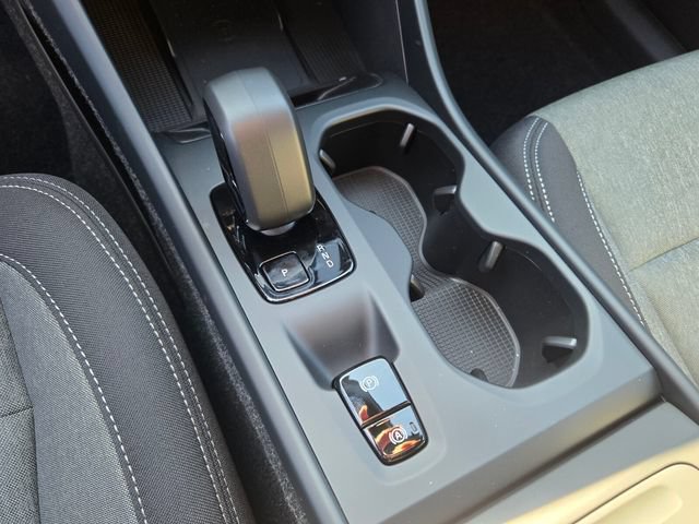 New 2026 Volvo XC40 B5 Core AWD/4WD image 21