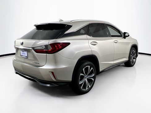 Used 2018 Lexus RX 450h AWD image 5