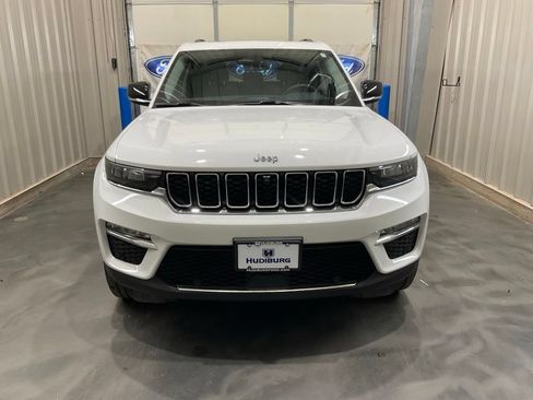 Used 2024 Jeep Grand Cherokee Limited 4xe w/ Luxury Tech Group II AWD/4WD image 5