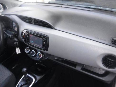 Used 2015 Toyota Yaris L FWD image 28