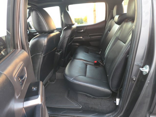 Used 2023 Toyota Tacoma Limited AWD/4WD image 22
