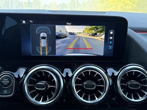 Certified 2025 Mercedes-Benz GLA 250 image 29