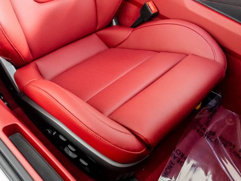 Used 2025 Porsche 911 Carrera S w/ Premium Package image 26