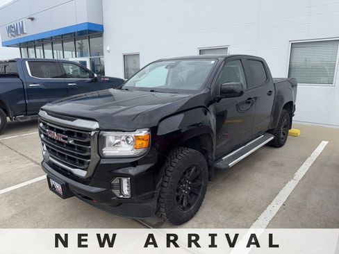 Used 2022 GMC Canyon AT4 image 1
