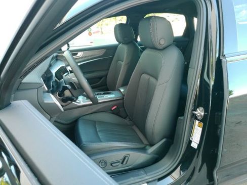 Used 2025 Audi A6 Premium Plus w/ Premium Plus Package AWD/4WD image 6