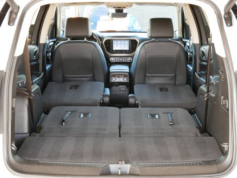 Used 2021 GMC Acadia Denali w/ Denali Ultimate Package image 29