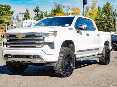 Used 2023 Chevrolet Silverado 1500 High Country image 9