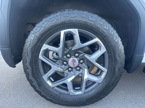 Used 2023 GMC Sierra 1500 SLT w/ SLT Premium Package image 35