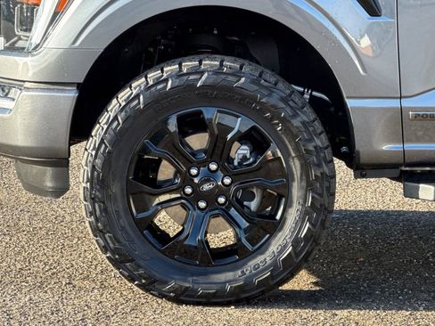 Used 2023 Ford F150 Lariat w/ Equipment Group 502A High image 33