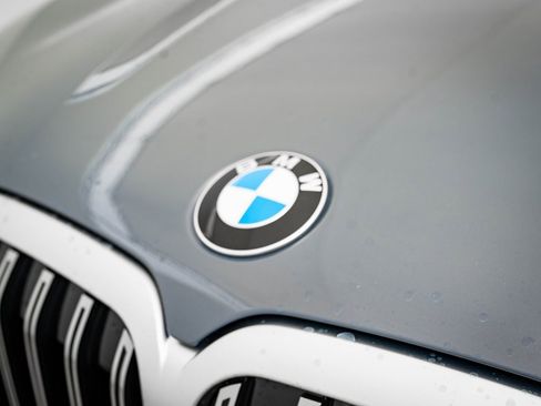 New 2026 BMW X7 xDrive40i image 3