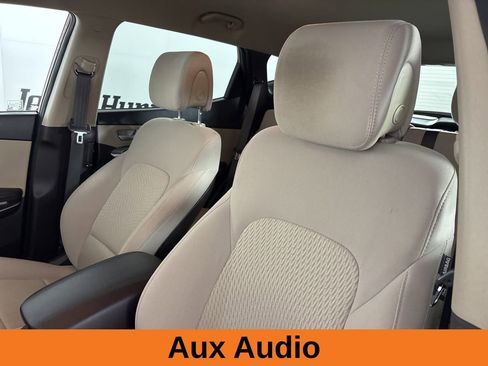 Used 2017 Hyundai Santa Fe Sport image 10