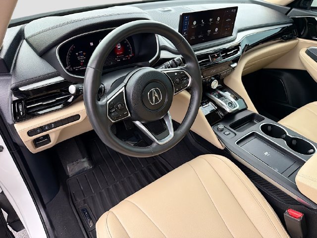 Used 2025 Acura MDX FWD image 9