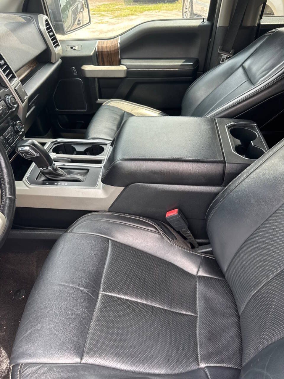Used 2020 Ford F150 Lariat AWD/4WD image 9