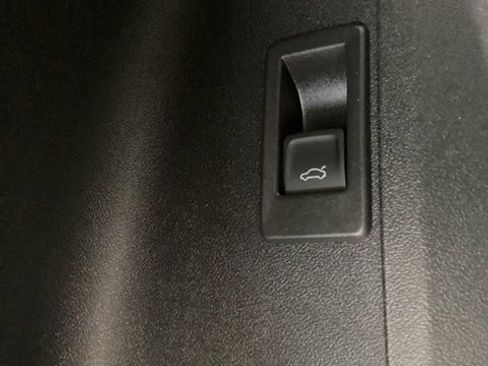 New 2025 Audi SQ5 Premium Plus image 19