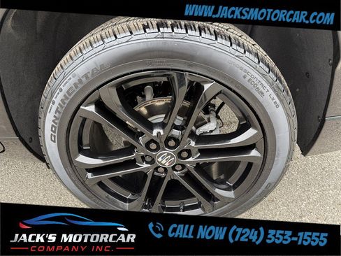 Used 2026 Buick Enclave Sport Touring w/ Super Cruise Package AWD/4WD image 25