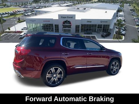 Used 2018 GMC Acadia Denali w/ Technology Package image 8